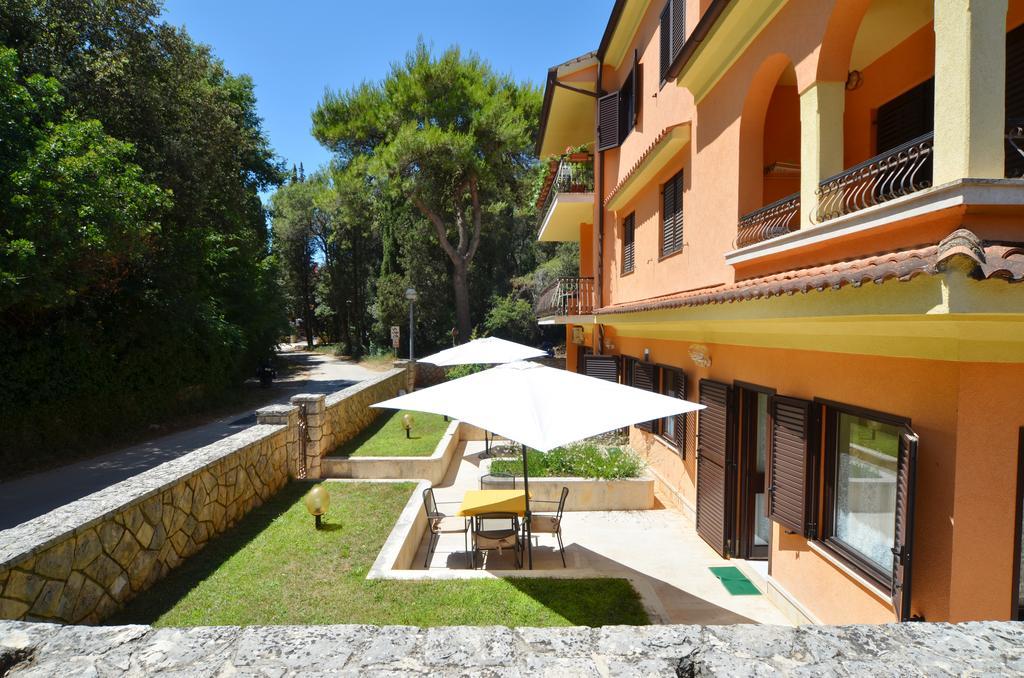 Apartment Oriana Rovinj Exterior photo